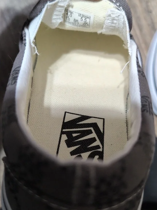 Vans Slip-On Sneakers in Gray Checker Motif - Picture 2 of 5